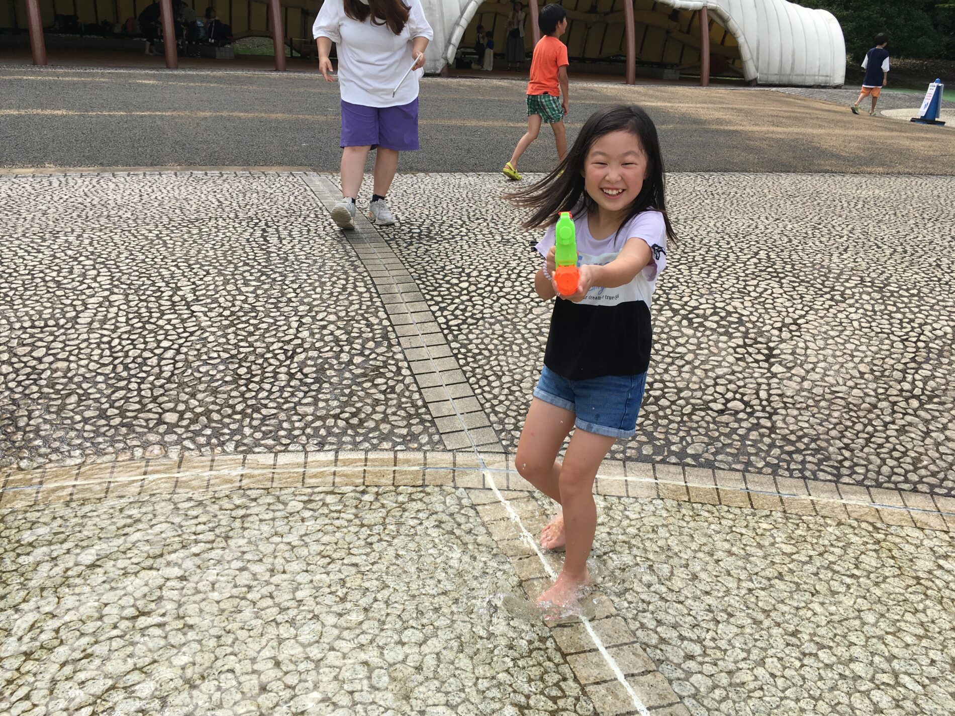 little kids peeing girl IMG_2579 | リッキー西多賀／リッキー柳生／リッキー南仙台／リッキー角田
